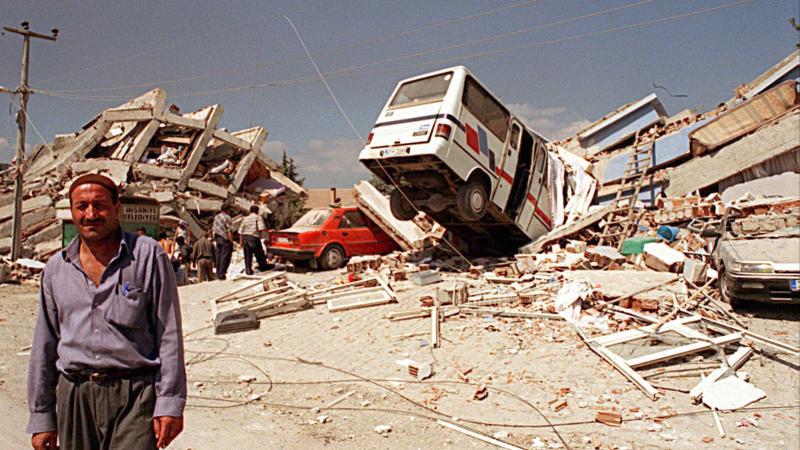 Marmara Depremi'nin üzerinden 26 yıl geçti
