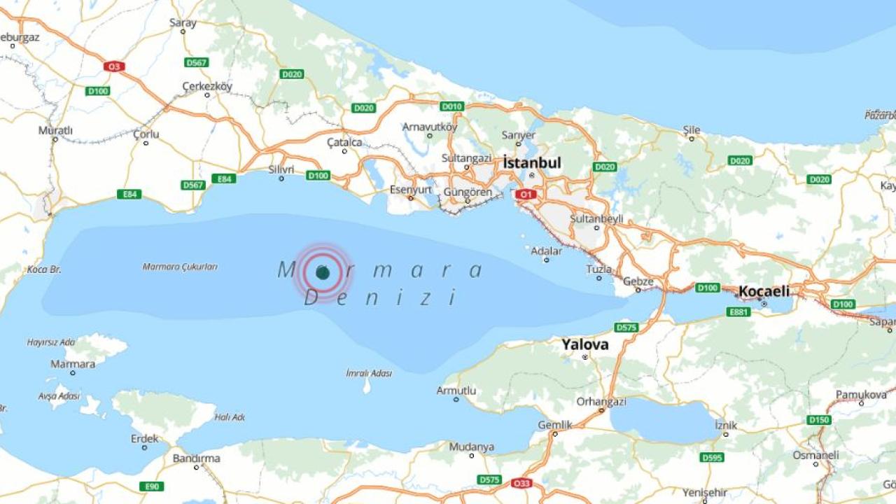 Marmara'da 5 büyüklüğünde deprem: İstanbul'dan da hissedildi