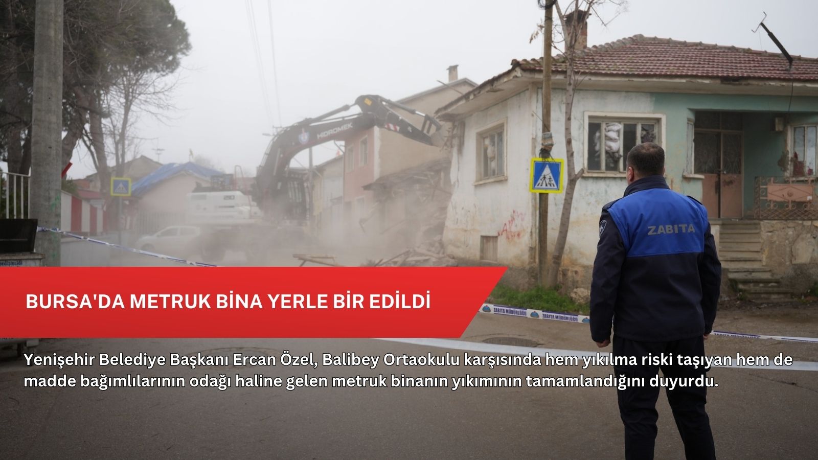 Bursa'da metruk bina yerle bir edildi