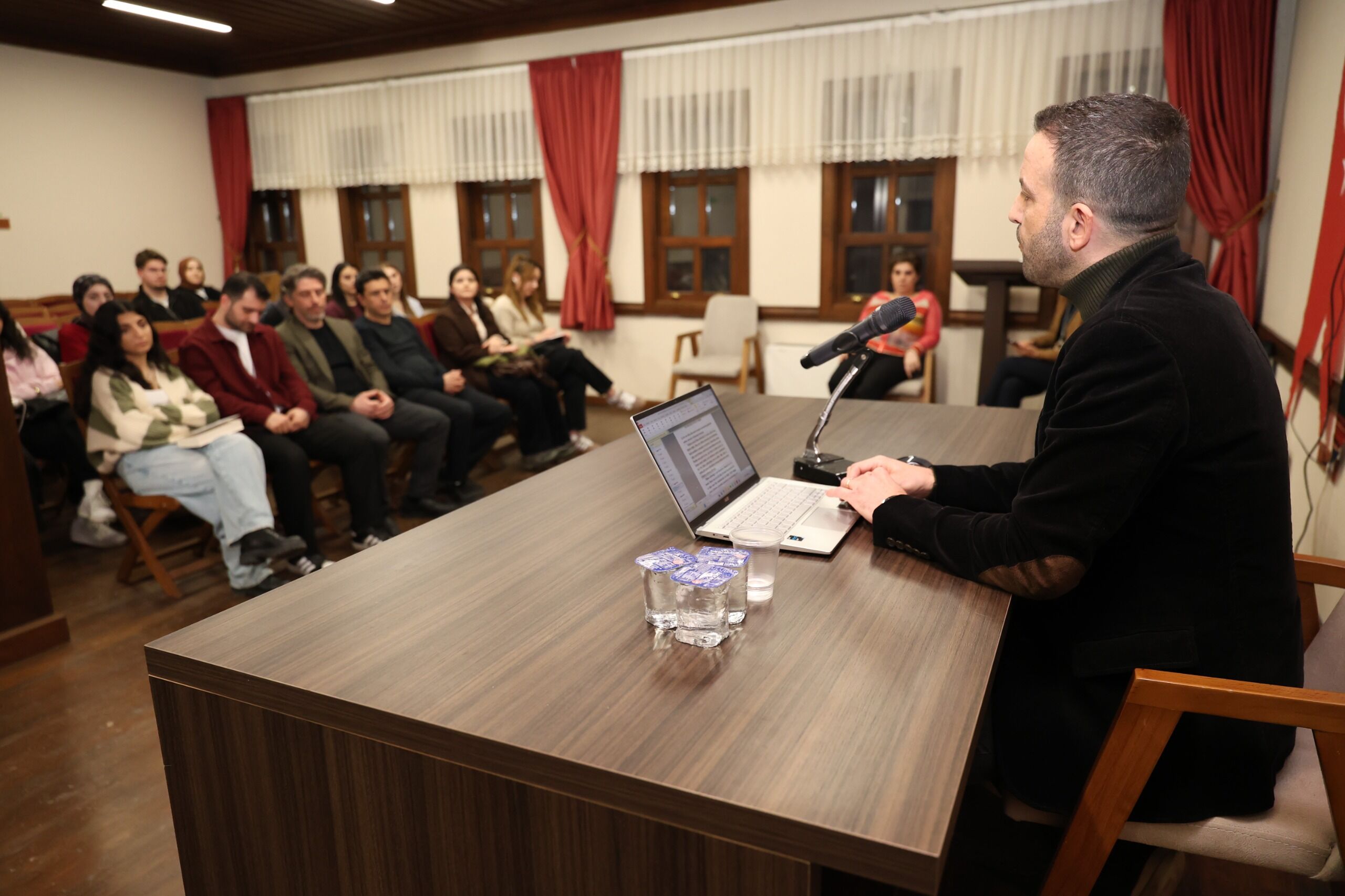 ‘Edebiyat Ve Hayat Buluşmaları’ (7)-1