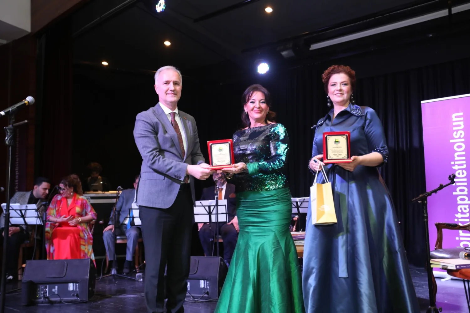 53458Cd042C125400C7F48Ee711Ab98E5185C2Cd (1)