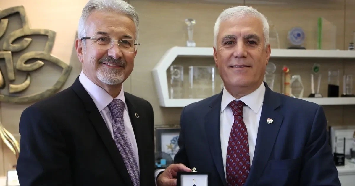 Mustafa Bozbey Den Gozaltinda Bulunan Turgay Erdem Yorumu Bu Uygulamalara Bir An Once Son Verilmeli