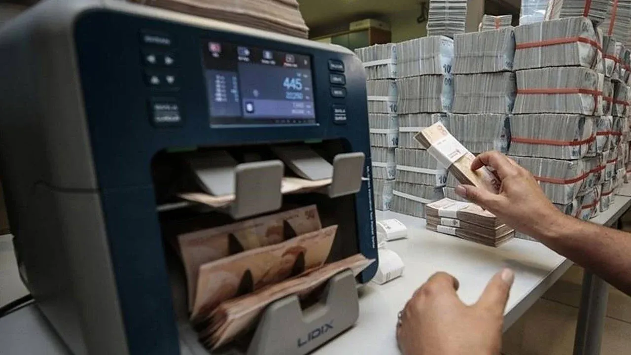 Hesabını kontrol etti, gördüğü rakam karşısında dona kaldı!