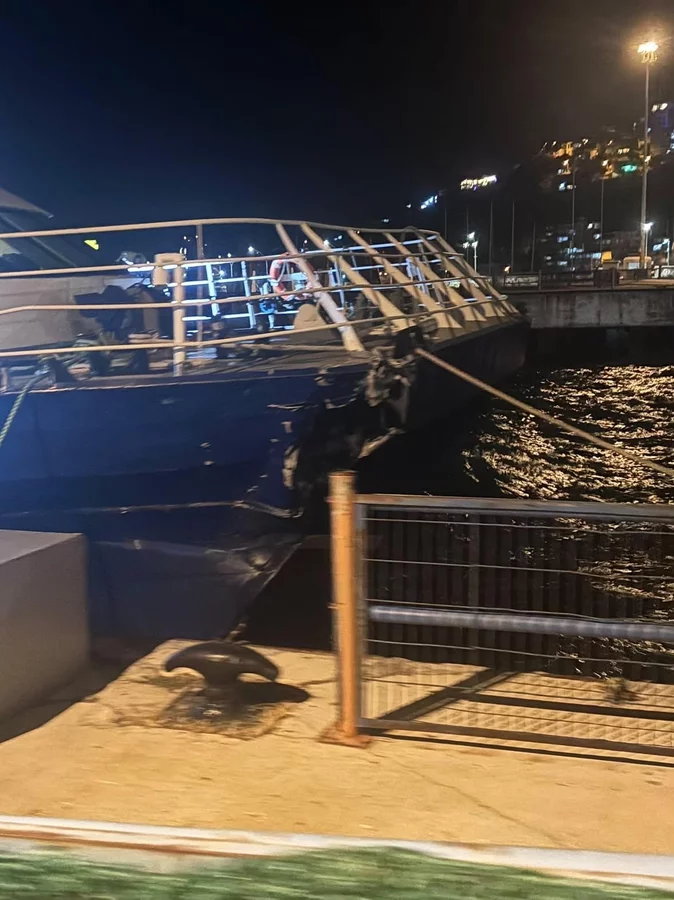 Mudanya'da iskeleye yanaşmak isteyen İDO iskeleye çarptı