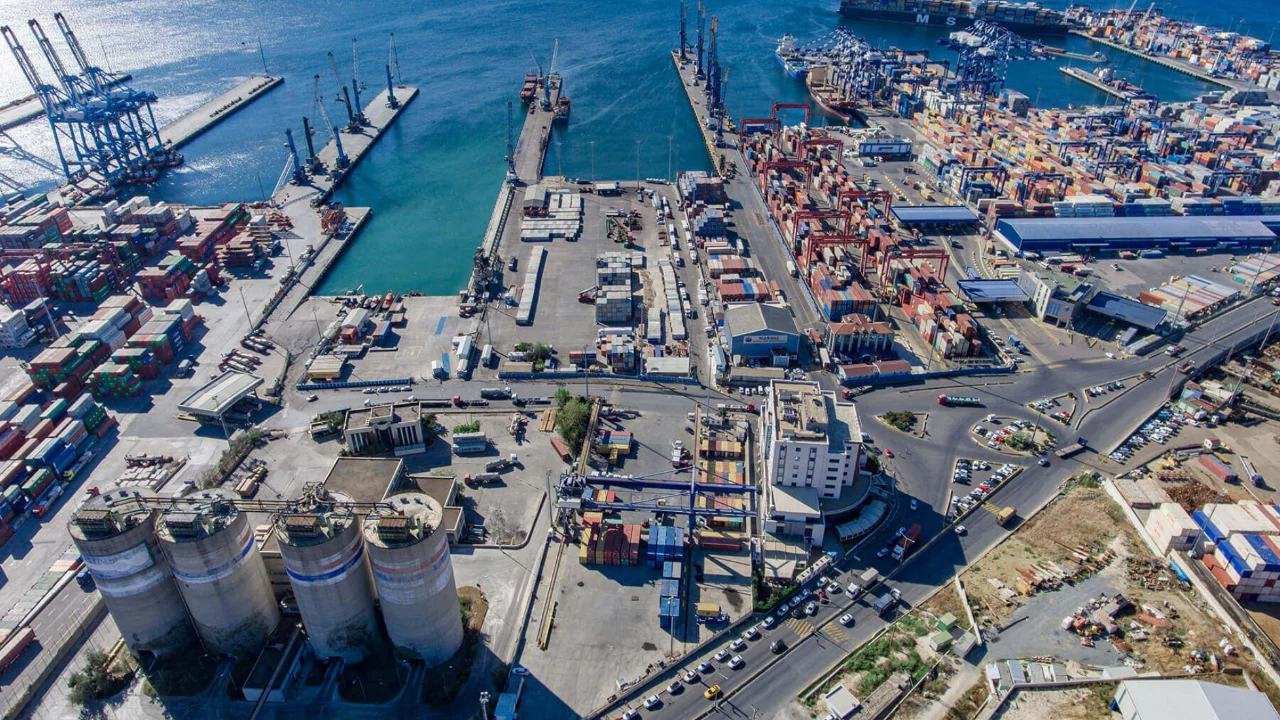 Bursa’daki tesisiyle öne çıkan Akçansa’da yönetim değişikliği yaşandı