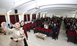 İnegöl’deki öğrencilere “Dijital Güvenlik” semineri