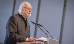 2025 Nobel Edebiyat Ödülü'nü Macar yazar Laszlo Krasznahorkai kazandı