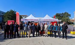 Tüm Türkiye’de eş zamanlı düzenlenen afet farkındalık etkinliklerine Bursa’dan gerçeği aratmayan tatbikat