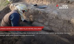 Blaundos Antik Kenti'nde 1800 yıllık heykel bulundu