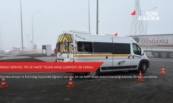 Öğrenci servisi, tır ve hafif ticari araç çarpıştı: 20 yaralı