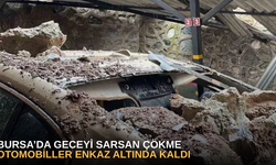 Otomobiller enkaz altında kaldı