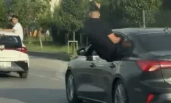 Bursa’da pes dedirten düğün konvoyu! Canlarını hiçe sayıp trafikte şov yaptılar