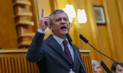 Özgür Özel'den "Yeni Parti" İddialarına Net Yanıt! "CHP'yi Bırakıp Gitmiyoruz"