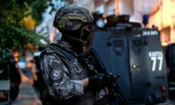 Kamu personelleri ve avukatlar gözaltında