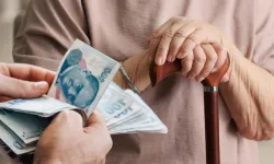 En düşük emekli maaşı 23.552 TL oldu: Kök maaşlara hazine ayarı meclis'te
