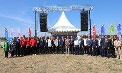 Bursa'da 30 Ağustos coşkusu gökyüzüne taşındı