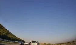 Bursa Çevre Yolunda ani fren kaza getirdi