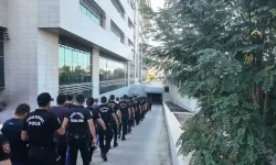 Bursa'da 323 milyonluk yasa dışı bahis şebekesine baskın yapıldı