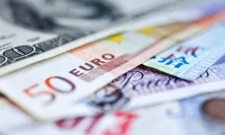 Dolar, Euro ve Sterlin ne kadar oldu?