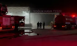 Bursa’da soğuk hava deposunda yangın: Ekipler kısa sürede söndürdü