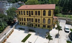 Alev Alatlı Şehir Düşünce ve Sanat Merkezi Bursa'nın kültür hafızası oldu