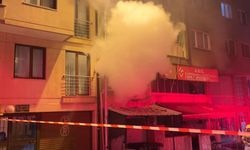 Nilüfer’de gece saat saatlerinde yangın! Kıraathane zarar gördü