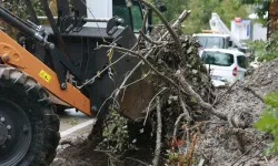 Bursa’da yağışın etkisiyle yol tehlikeli hale geldi