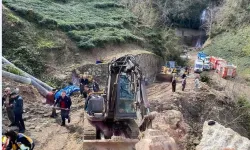 İçme suyu isale hattı çalışmasında göçük