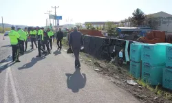 Malatya’da yolcu otobüsü devrildi