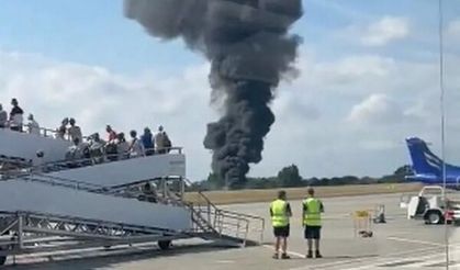 İngiltere'de yolcu uçağı düştü