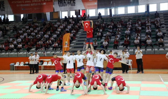 İnegöl’de 19 Mayıs Coşkuyla Kutlandı