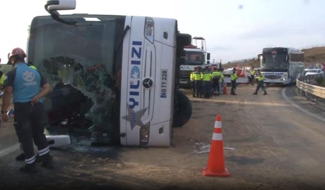 Kuzey Marmara Otoyolu'nda yolcu otobüsü devrildi: 4 ölü, 26 yaralı