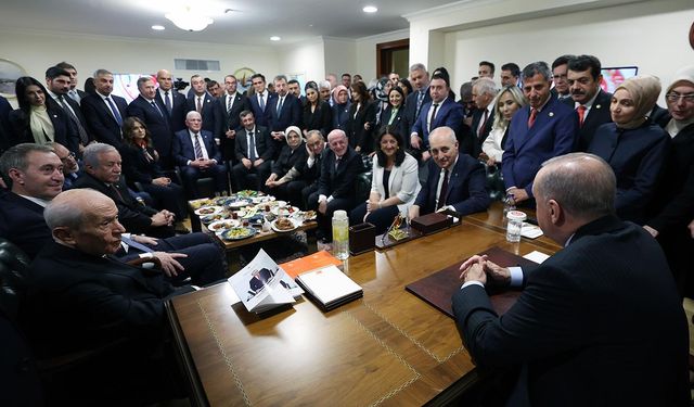 Cumhurbaşkanı Erdoğan, TBMM'de parti liderleriyle görüştü