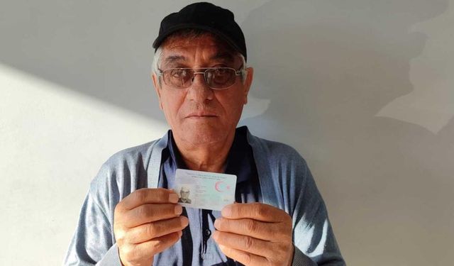 Kayıtlarda 'ölü' görünen Konyalı emekli, yaşadığını ispatlamaya çalışıyor