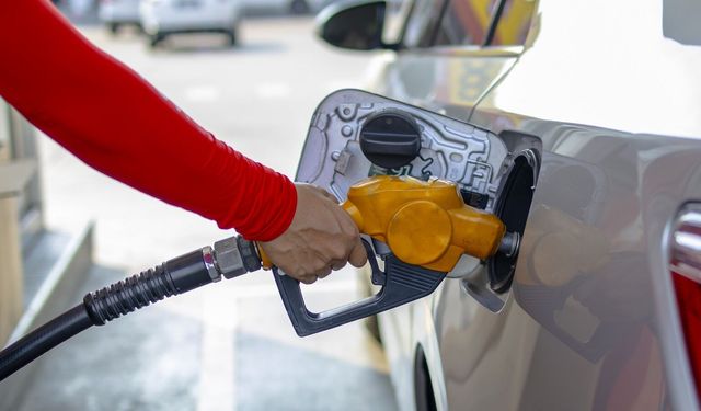 Sürücülerin gözü pompalarda: benzine ve motorine zam var mı?