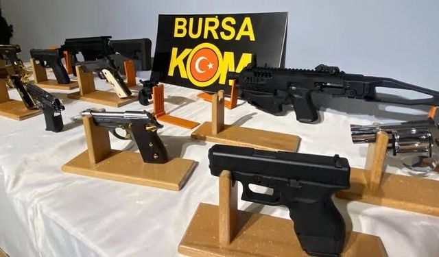 Bursa'da 81 silah ele geçirildi!