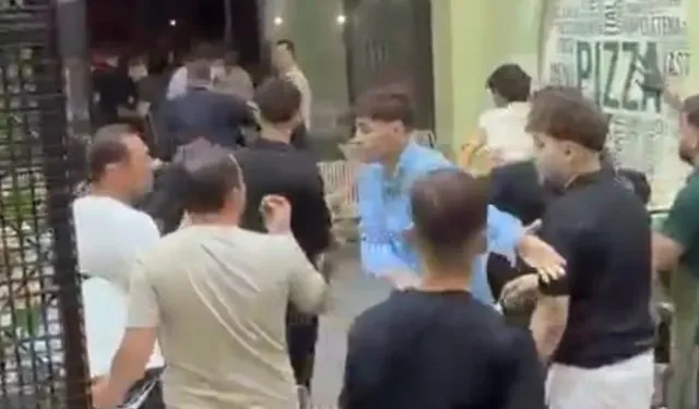 Bursa'da Pizza Dükkanında İki Grup Birbirine Girdi