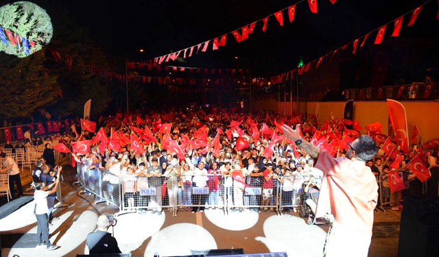 Bursa Kestel’de 30 Ağustos Zafer Bayramı  büyük bir coşkuyla kutlandı