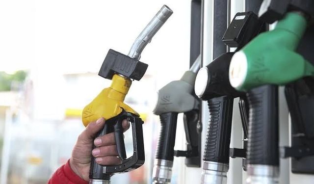 Akaryakıt İstasyonlarında Hareketlilik: Benzin ve Motorin Fiyatları Ayarlandı