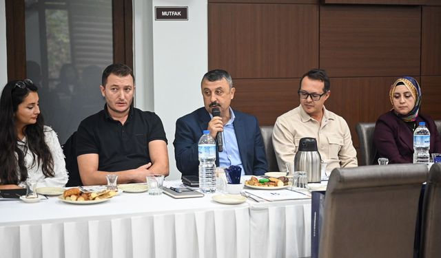 Bursa'da 17 ilçe belediyesi aynı masada buluştu