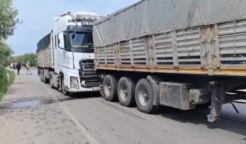 Bursa'da korkutan kaza: Aynı aileye ait tırlar birbirine girdi!