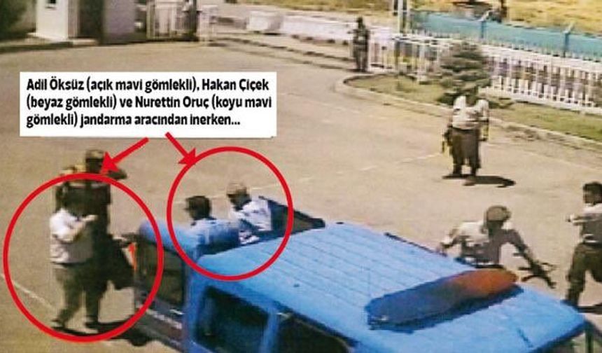 FETÖ mensuplarının askeri araçtan iniş görüntüleri ortaya çıktı