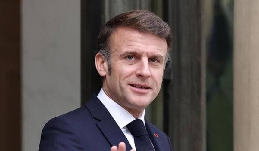 Macron’un kaldığı otelin yakınında şiddetli patlama