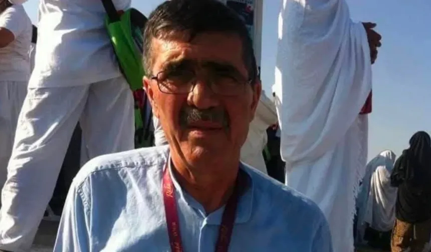 Bariyerlere çarpan otomobil hurdaya döndü