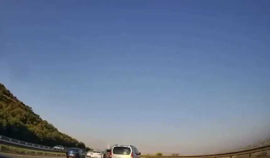 Bursa Çevre Yolunda ani fren kaza getirdi