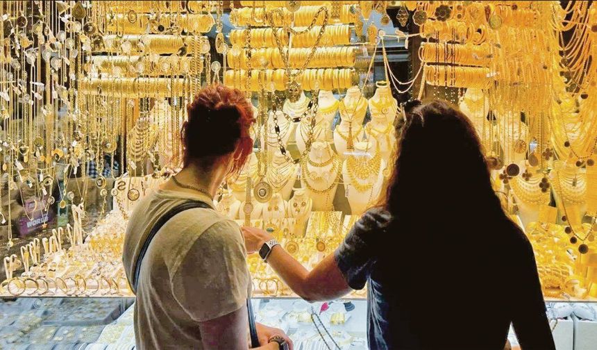 Gram altın 7 bin TL'nin altına indi