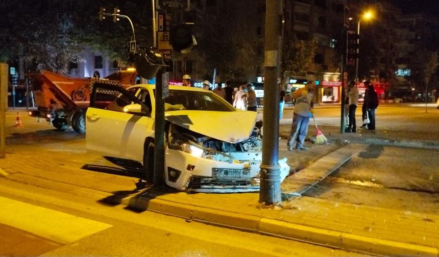 İnegöl'de yaşanan trafik kazasında 7 kişi yaralandı
