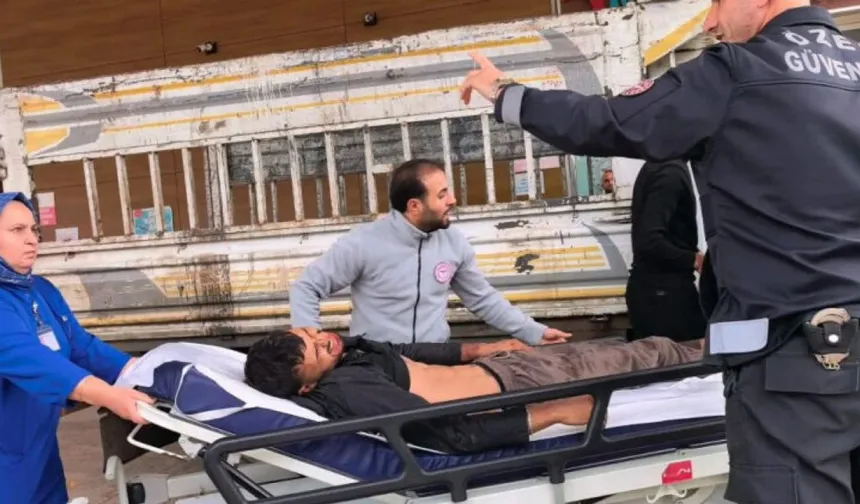 Bursa’da yükleme sırasında feci düşüş! 22 yaşındaki genç yaralandı