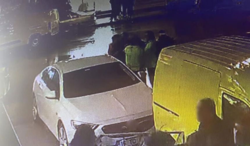 Bursa’da babası ve oğluyla olay yerine döndü, polise kafa attı
