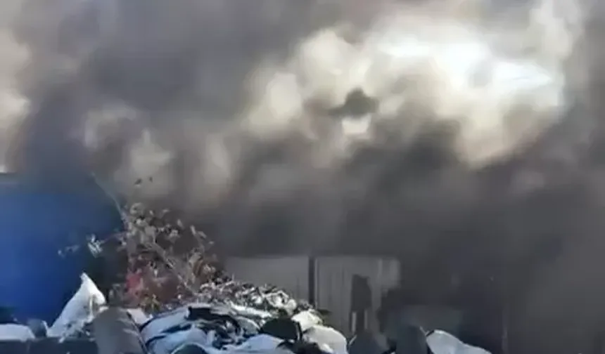 Bursa’da geri dönüşüm tesisinde yangın! Patlama sesleri paniğe neden oldu